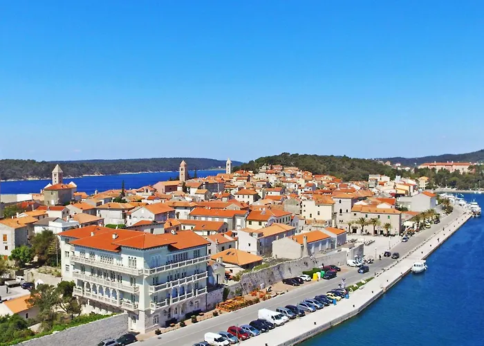 Bis 9 By Interhome Rab Town