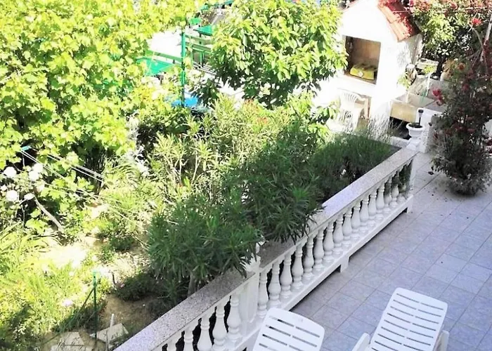 بيت للعطل Bis 9 By Interhome راب